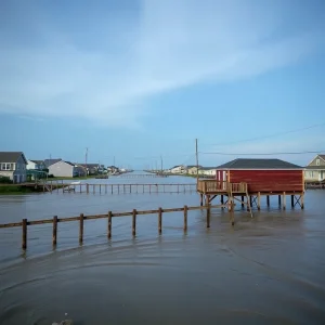 Rising Tides Threaten North Carolina's Coastal Communities Amid Climate Crisis